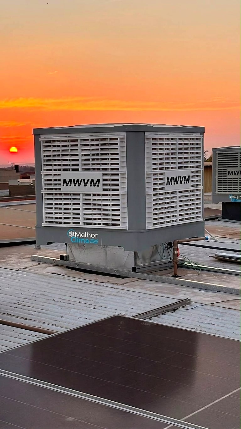 M25 Tecnobrisa instalado ao pôr do sol